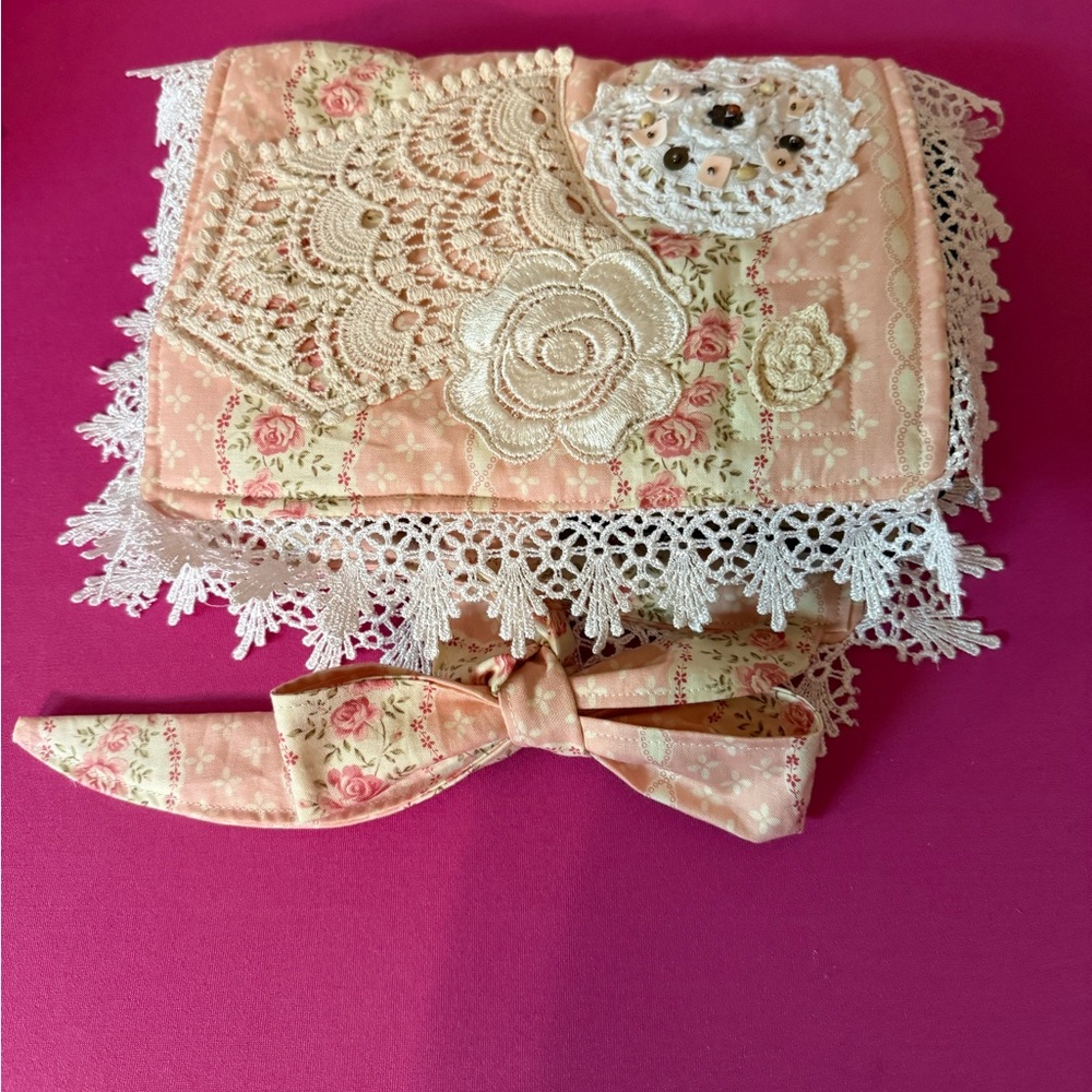 Elegant Lace Floral case for books or bibles